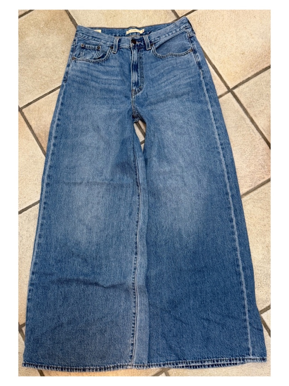 LEVI'S XL FLOOD Wide Leg Jeans 28x32 Med Wash 100% Cotton High Rise EUC